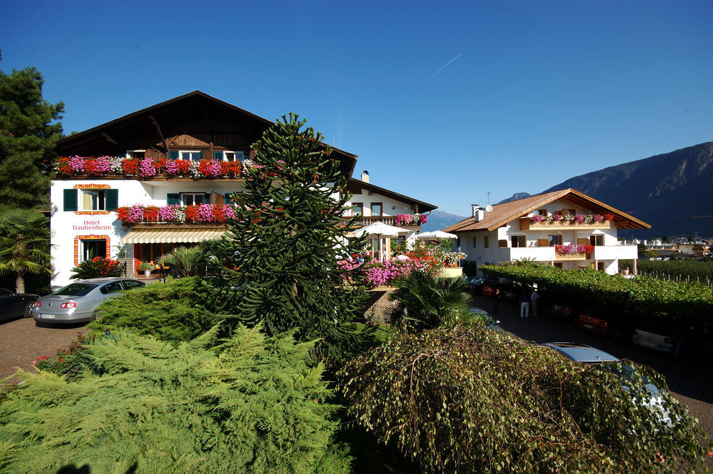 Hotel & Residenz Traubenheim Nalles Exterior photo